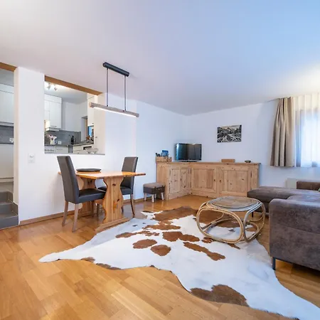 Apartment Abitaziun La Stalla *